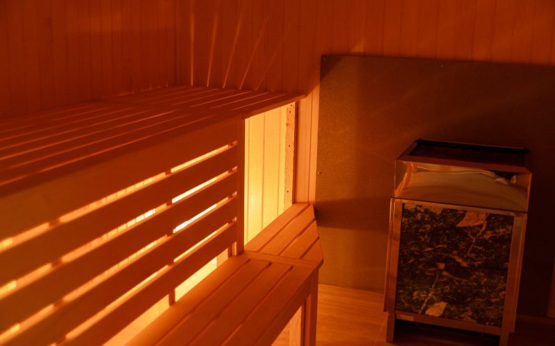 interior-small-home-wooden-sauna